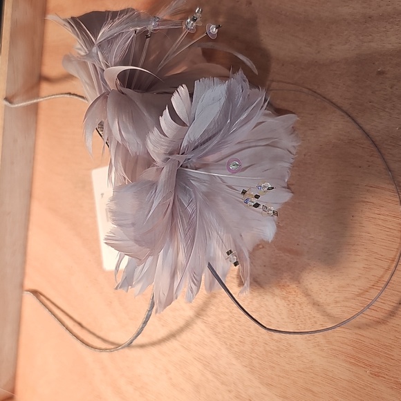 Elegant  Fascinator For Hat NWT - Picture 7 of 8